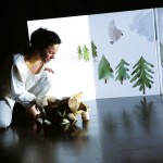 Spectacle Tout le monde le sait, théâtre corporel et manipulation d'objets et marionnettes